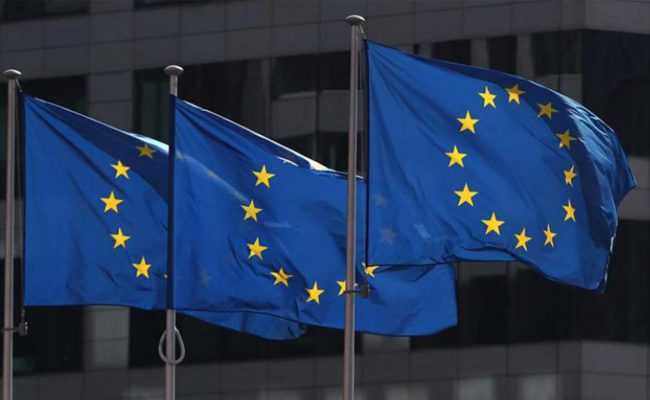 بينها المملكة.. الاتحاد الأوروبي يشطب 18 دولة من قائمة السفر غير الضروري