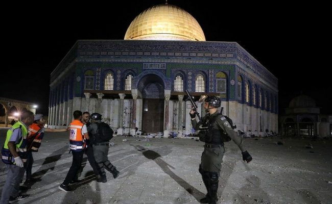 موجة إدانات عربية واسعة لاقتحام إسرائيل المسجد الأقصى بالقدس