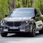 صور تجسسية جديدة لـ BMW X5 بتحديثات جديدة ..فيس لفت.. و الكشف الرسمي خلال هذه السن