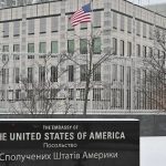 واشنطن تعيد فتح سفارتها في كييف بعد إغلاق استمر 3 أشهر