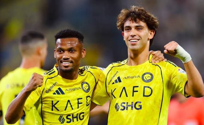 إنجاز 81% من ملعب أرامكو بالخبر .. صور